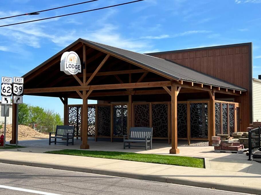 Maple Suite - Main Street Lodge in Berlin - B&B