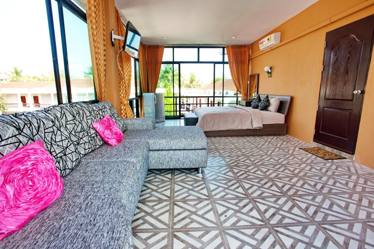 Double Room with Mountain View