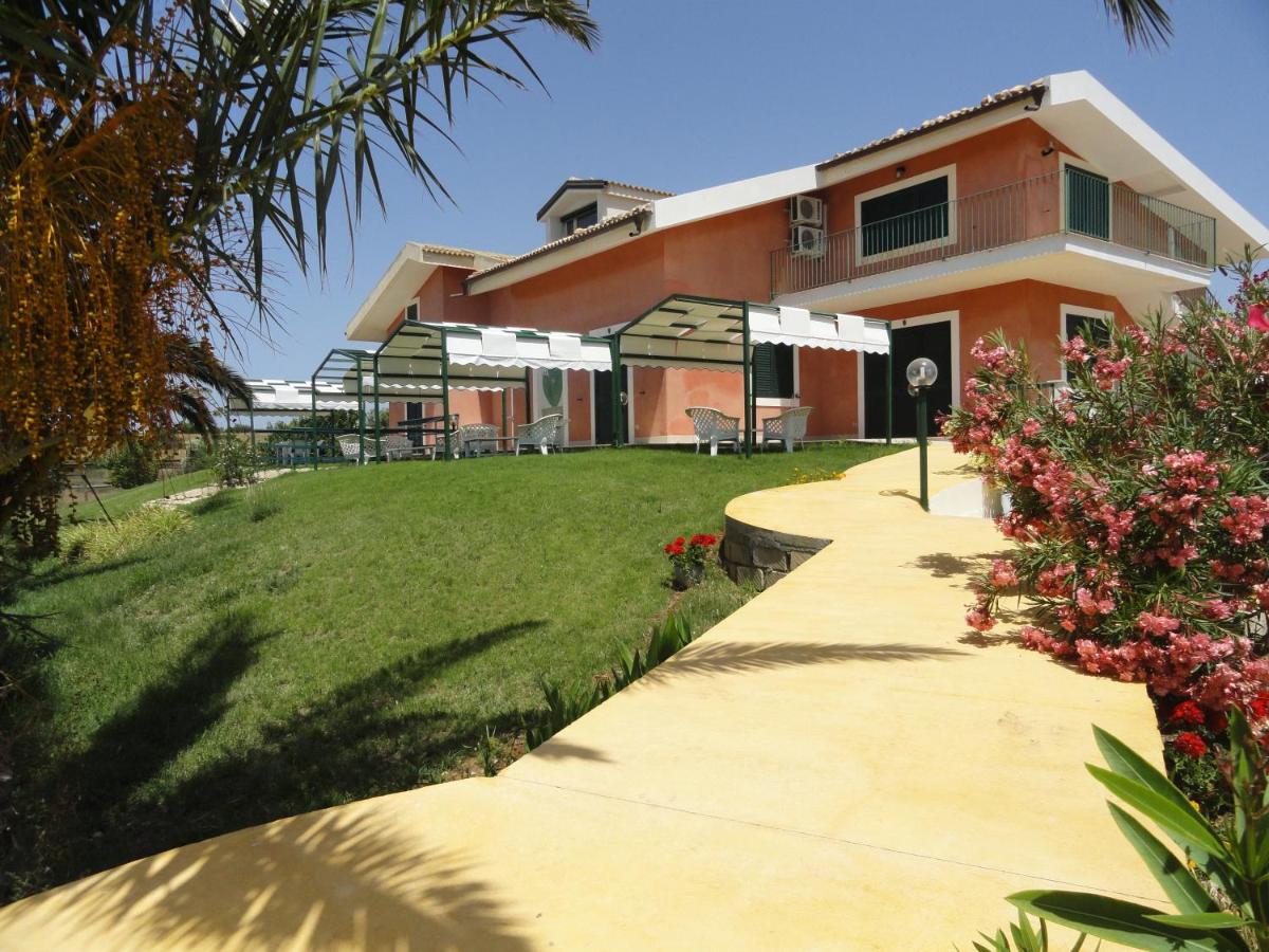 Al Ficodindia - BS - B&B Sampieri
