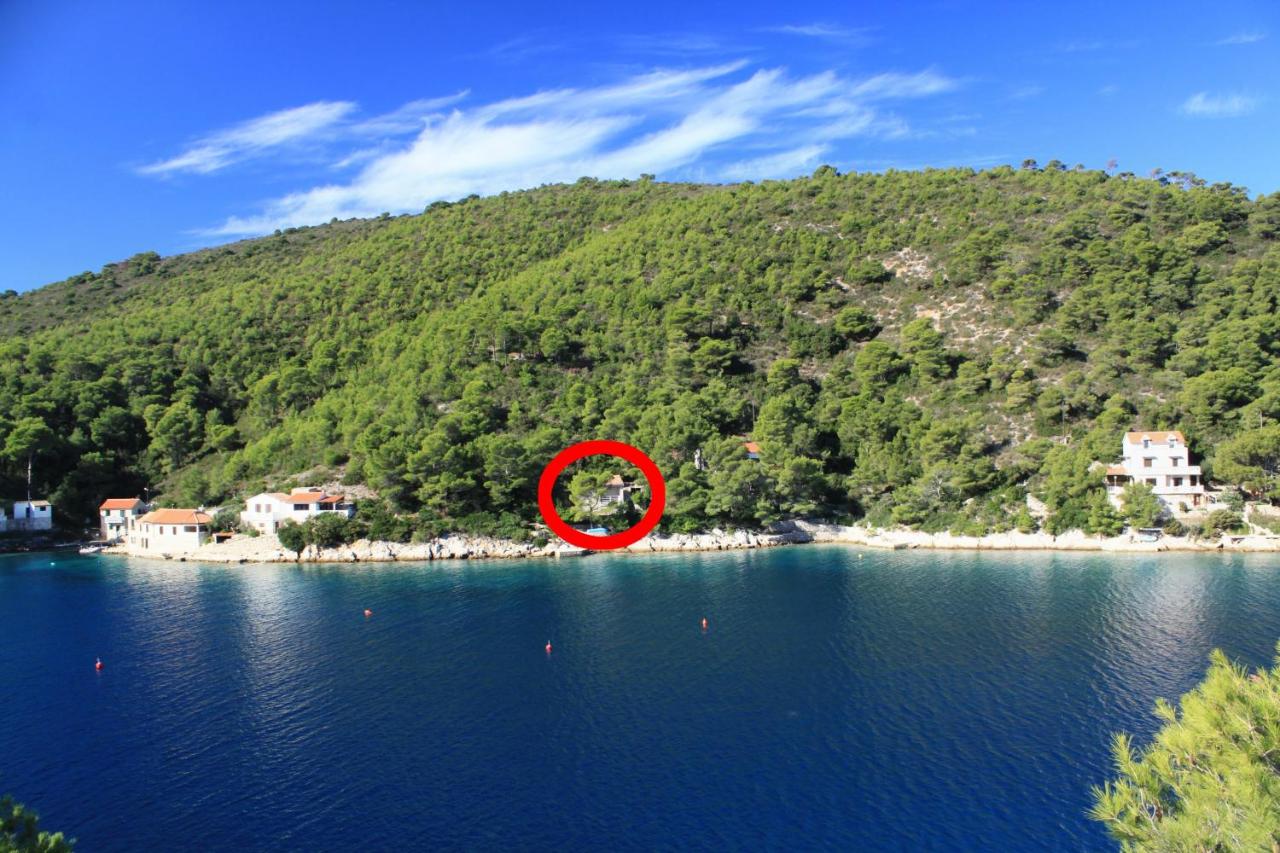B&B Kut - Secluded fisherman's cottage Cove Stoncica, Vis - 8894 - Bed and Breakfast Kut