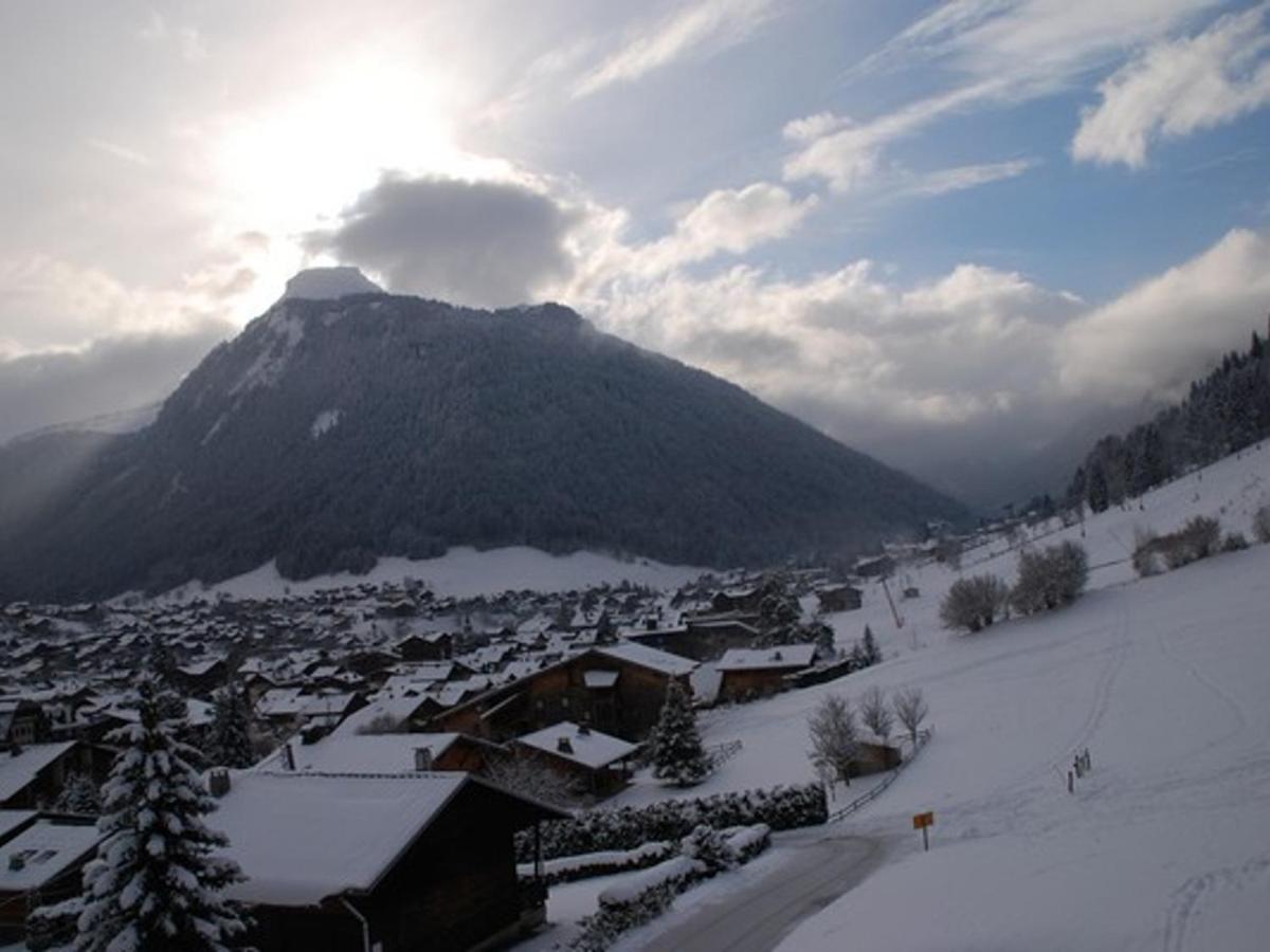 Appartement cosy à 400m du centre, proche pistes, balcon, parking, 6 pers, linge inclus - Chambres d'hôtes Morzine