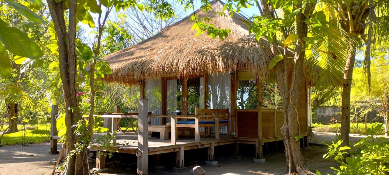 Bungalow with Sea View