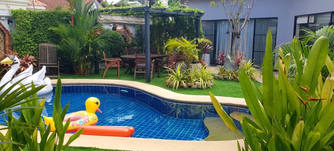 LUXURIOUS VIEW TALAY VILLA - PATTAYA HOLIDAY HOUSE - B&B Jomtien