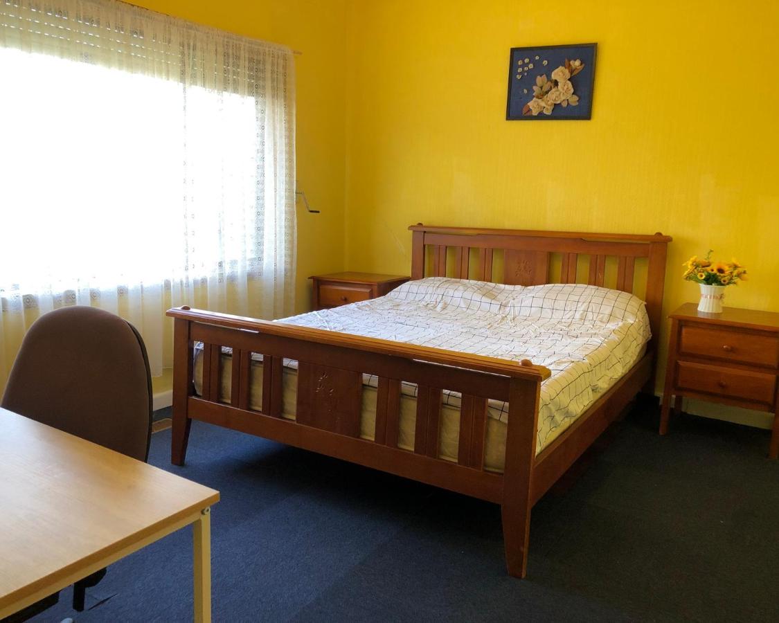 B&B Melbourne - Double room - Bed and Breakfast Melbourne