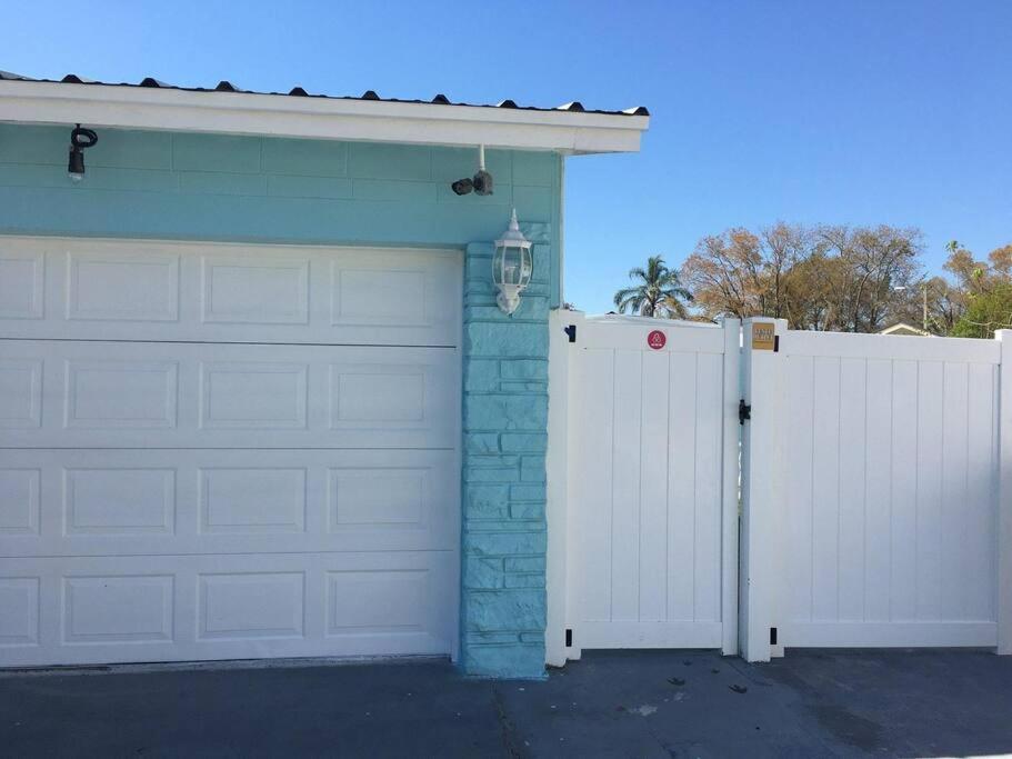 Lodging Near The Sun - Ferienwohnung Tampa