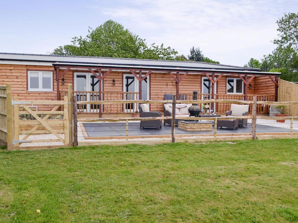 B&B Herstmonceux - Cedar Lodge - Bed and Breakfast Herstmonceux