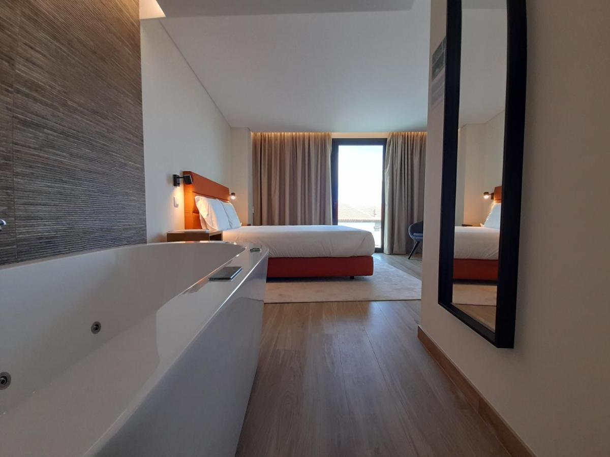 Chambre Double avec Baignoire Spa