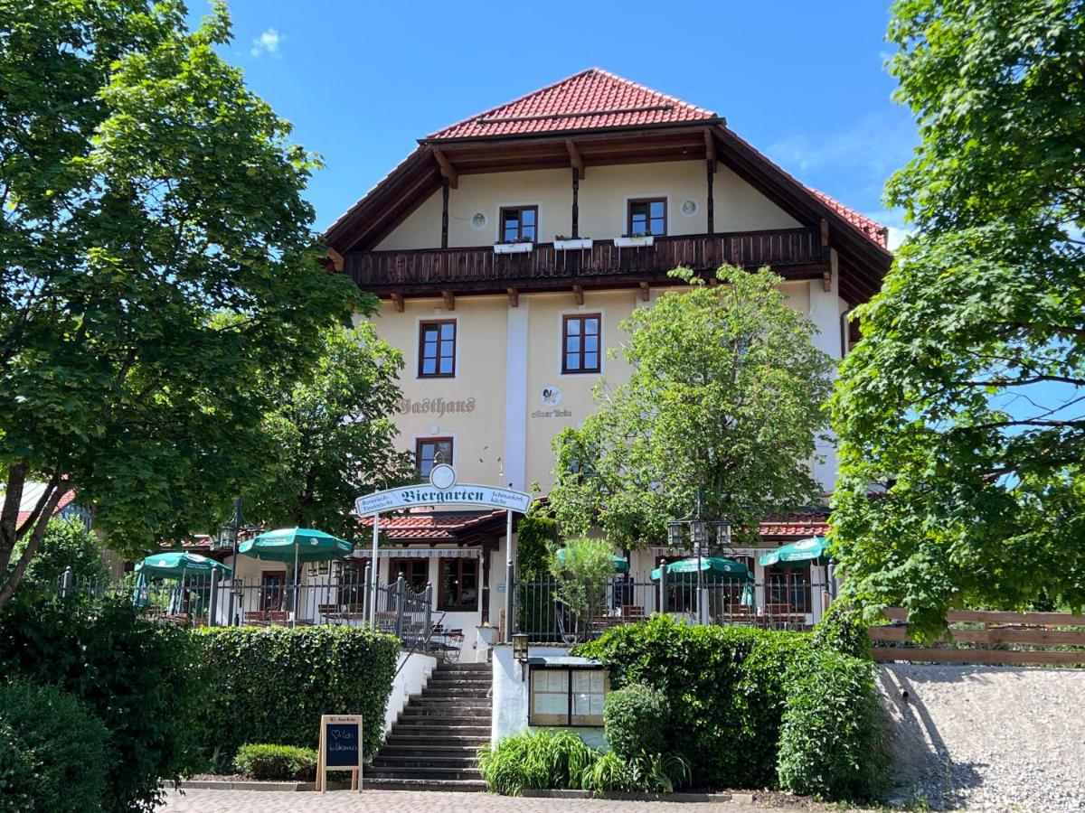 B&B Bernau am Chiemsee - Gasthaus Kampenwand Bernau - Bed and Breakfast Bernau am Chiemsee