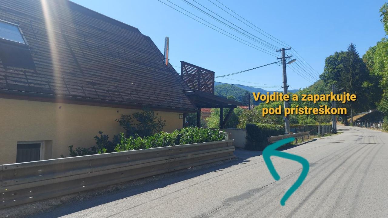 Apartmán Tajov pre 5-6 osôb, privatne parkovanie a terasa - B&B