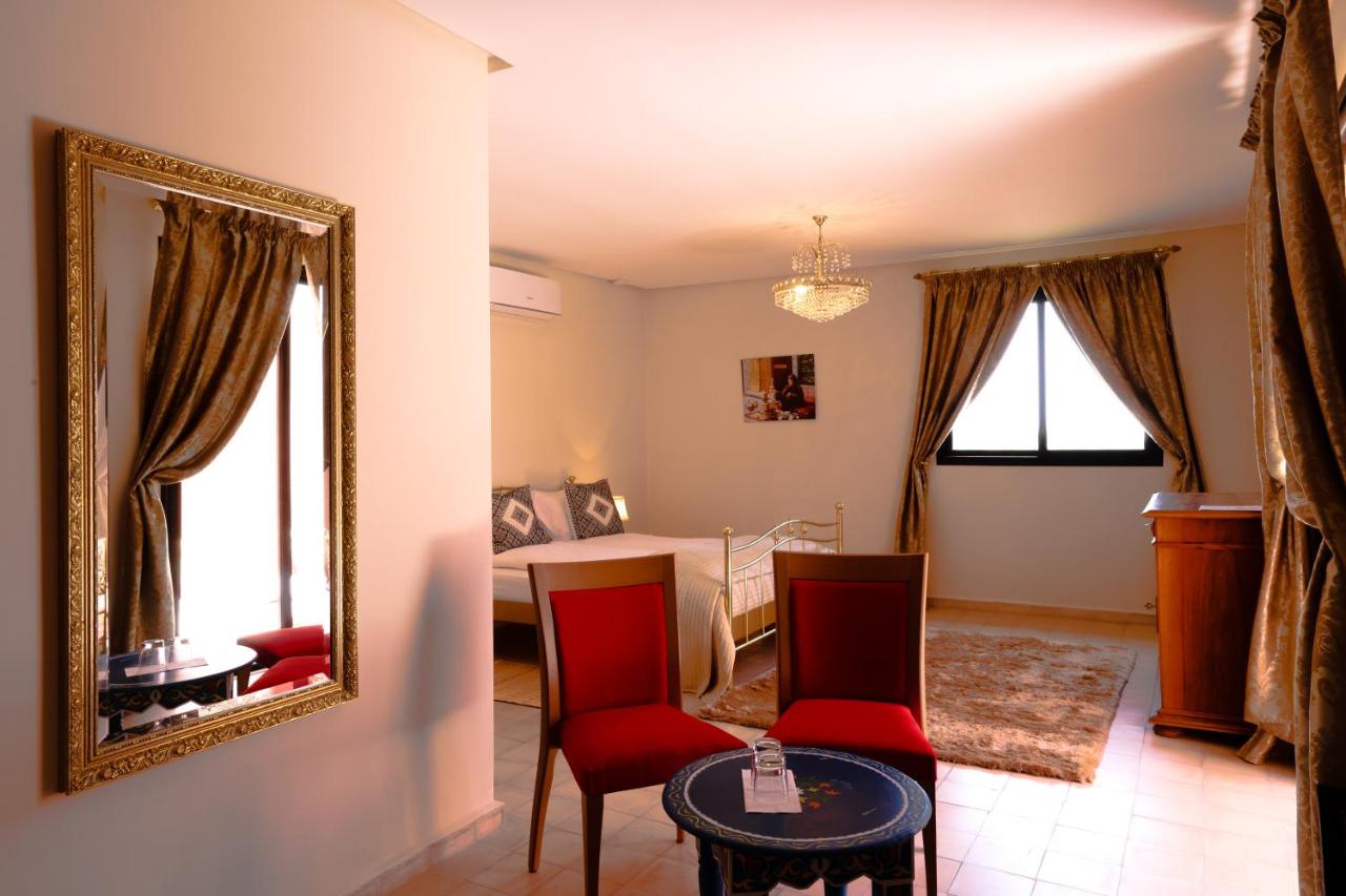 Junior Suite with Garden View