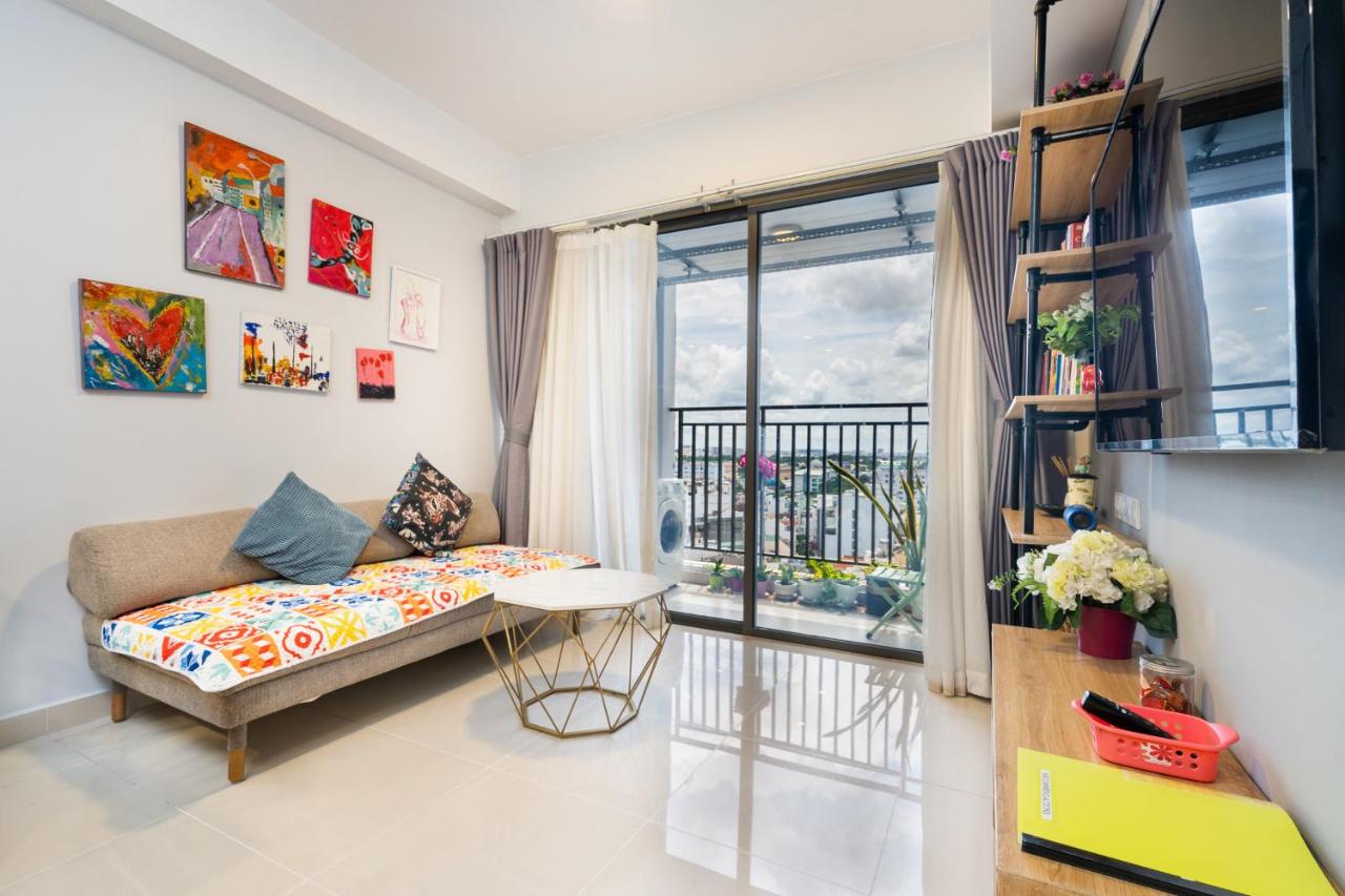 Apartment with Garden View