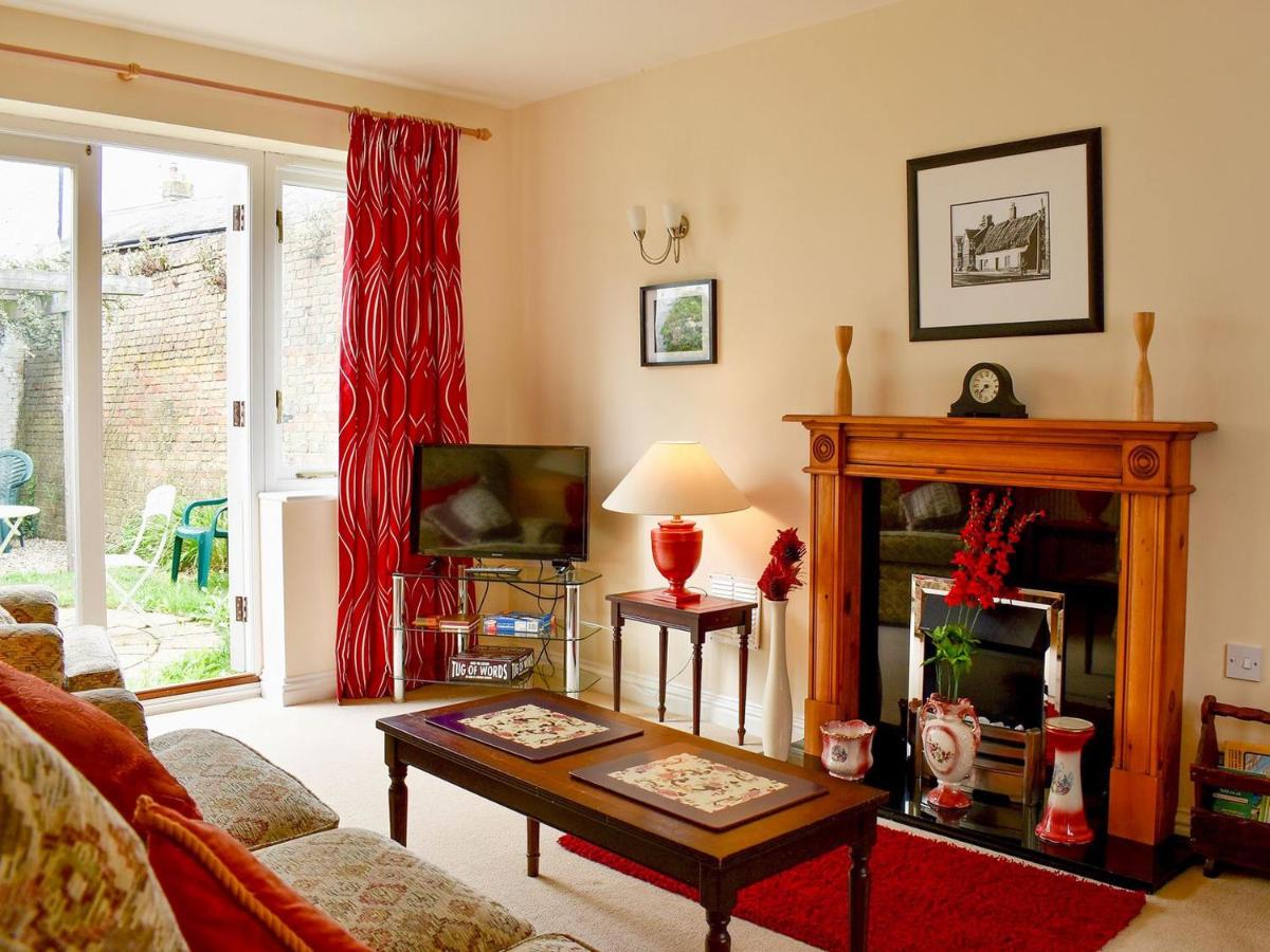 B&B Chatteris - Red Lion Cottage - Bed and Breakfast Chatteris