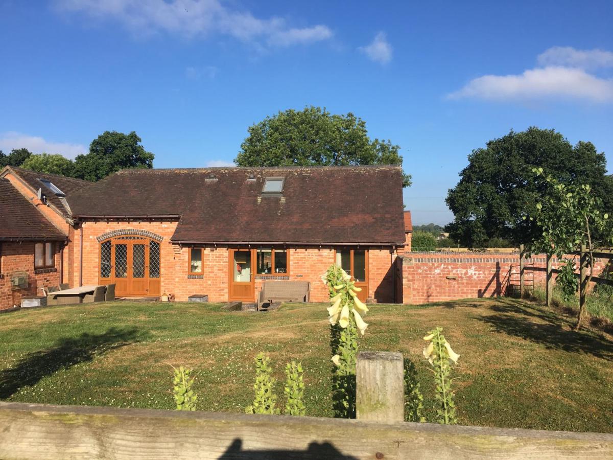 B&B Holberrow Green - Coach House at Oaks Barn Farm Alcester with optional hire Salt water hot tub - Bed and Breakfast Holberrow Green