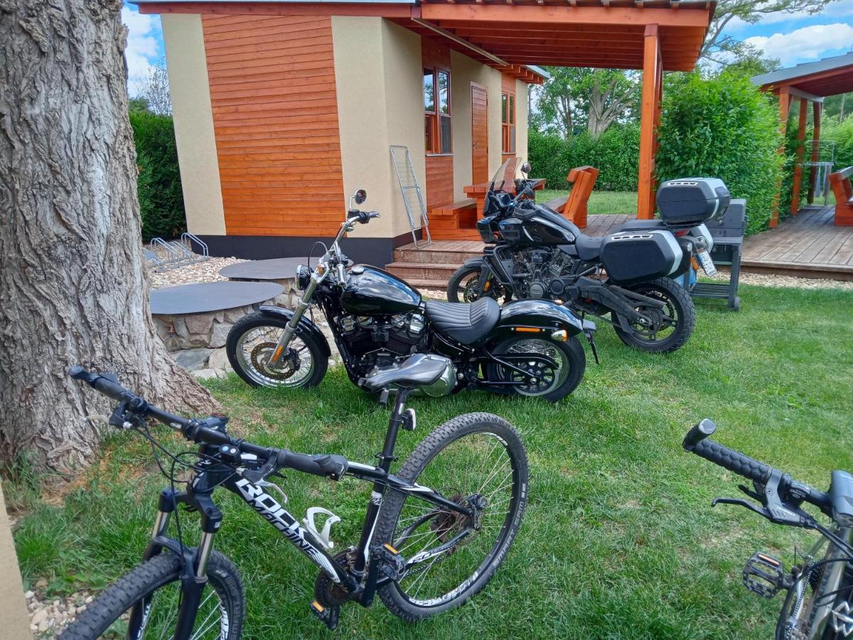 Apartments U Zelmanu - B&B Pasohlávky