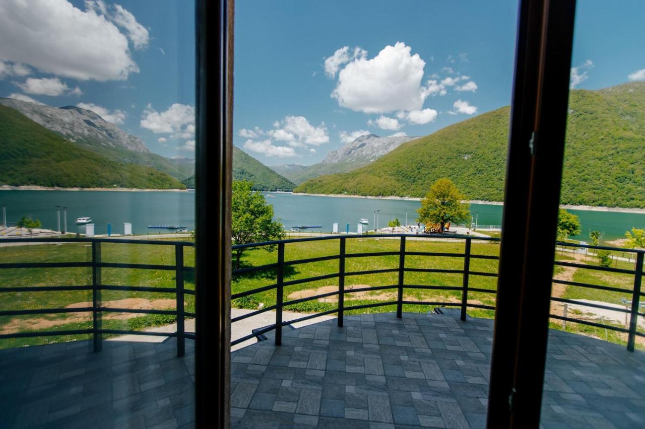 Piva lake - B&B Plužine