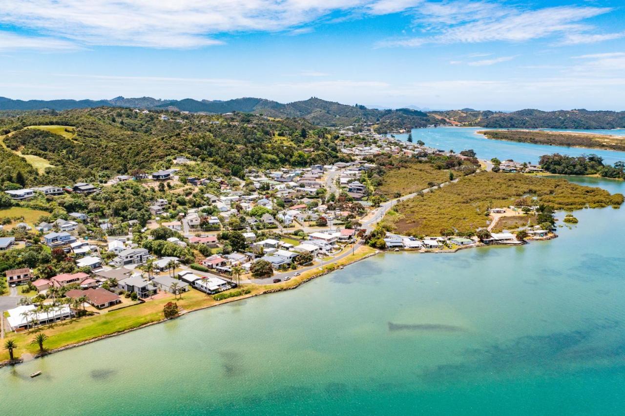 Waterfront Sunsets Studio - B&B Ngunguru