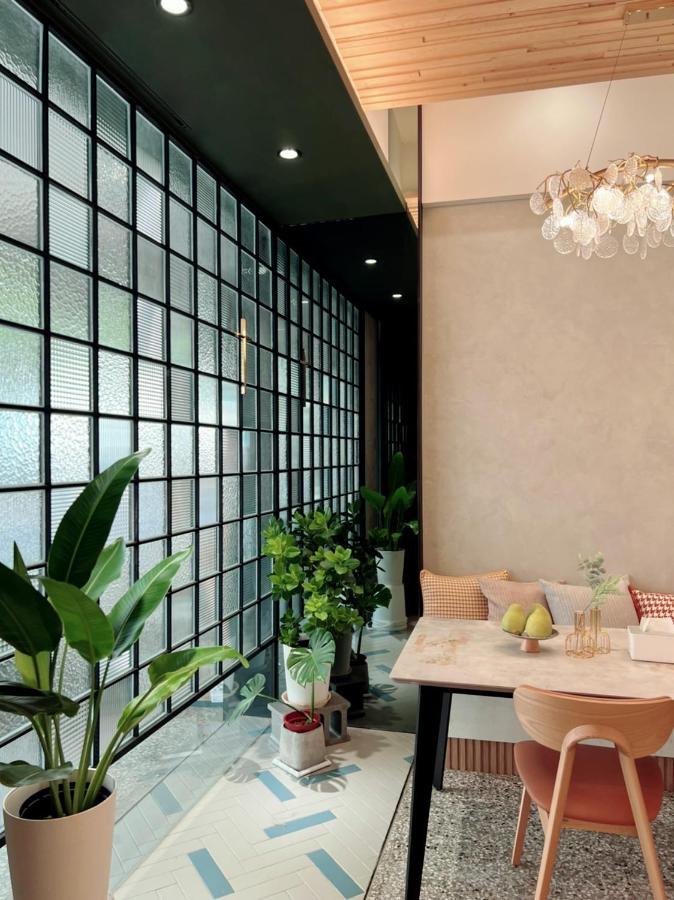 HoME-Easyhouse-III - B&B