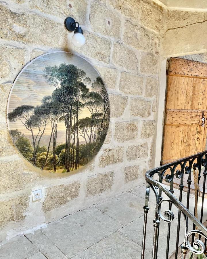 La Maison du Trident en Camargue Piscine et Jacuzzi - B&B Vauvert