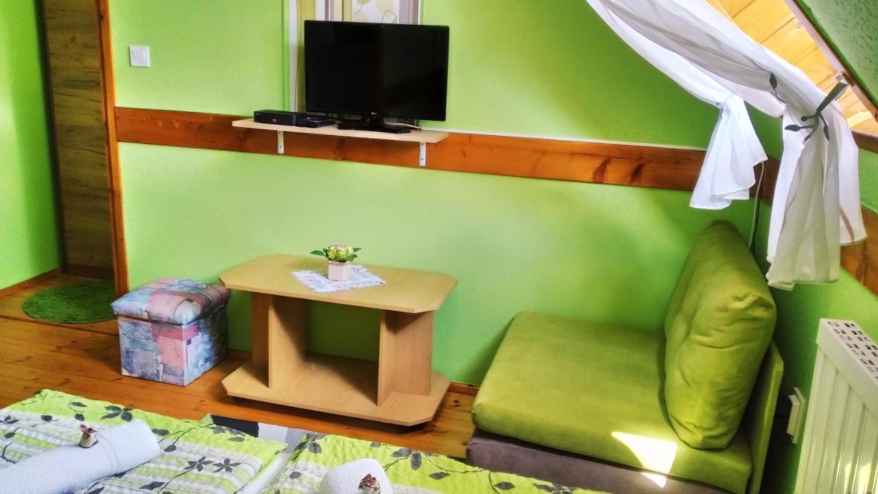 Apartment - Split Level