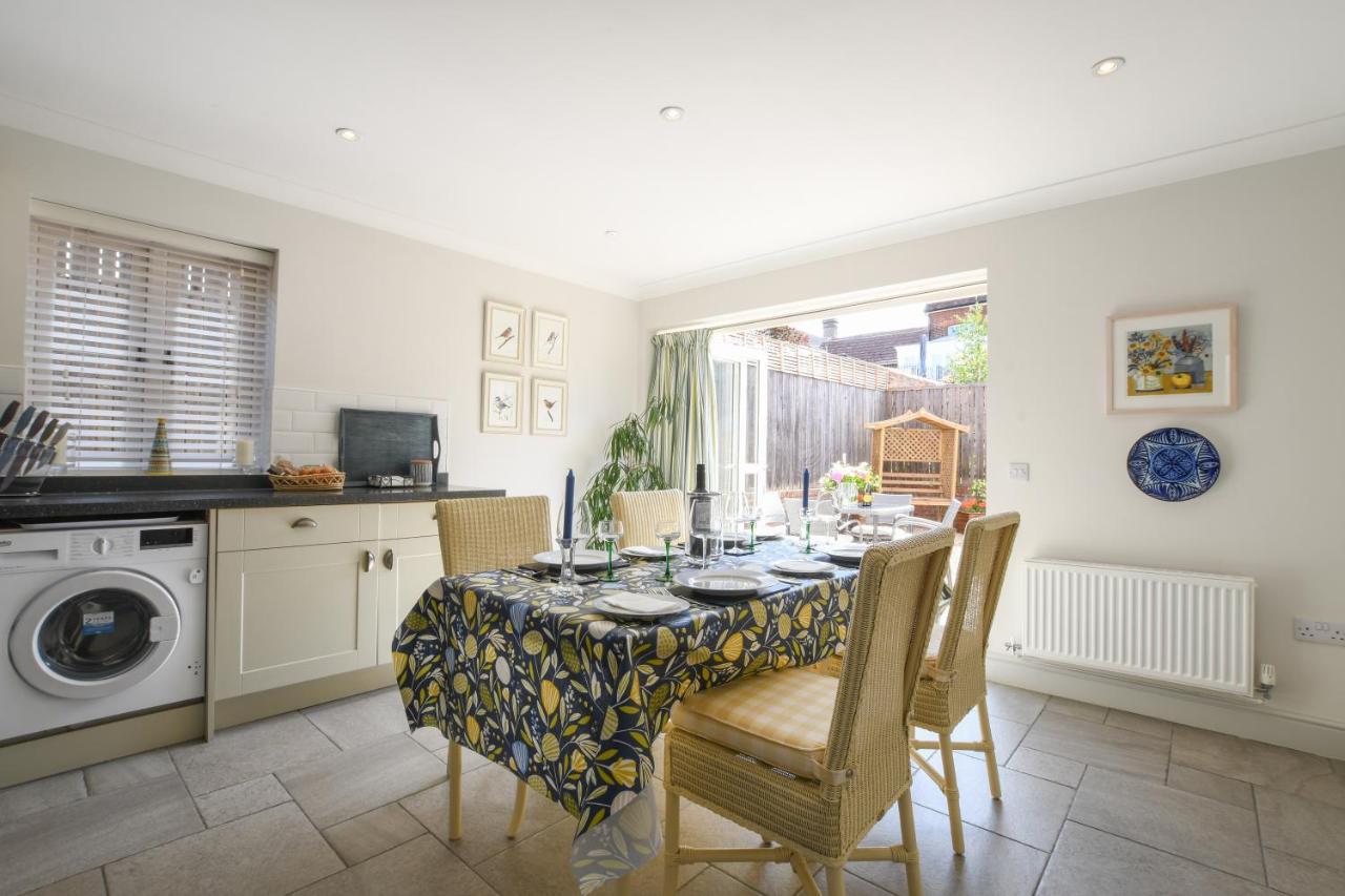 B&B Long Melford - 1 Coconut Cottage, Long Melford - Bed and Breakfast Long Melford
