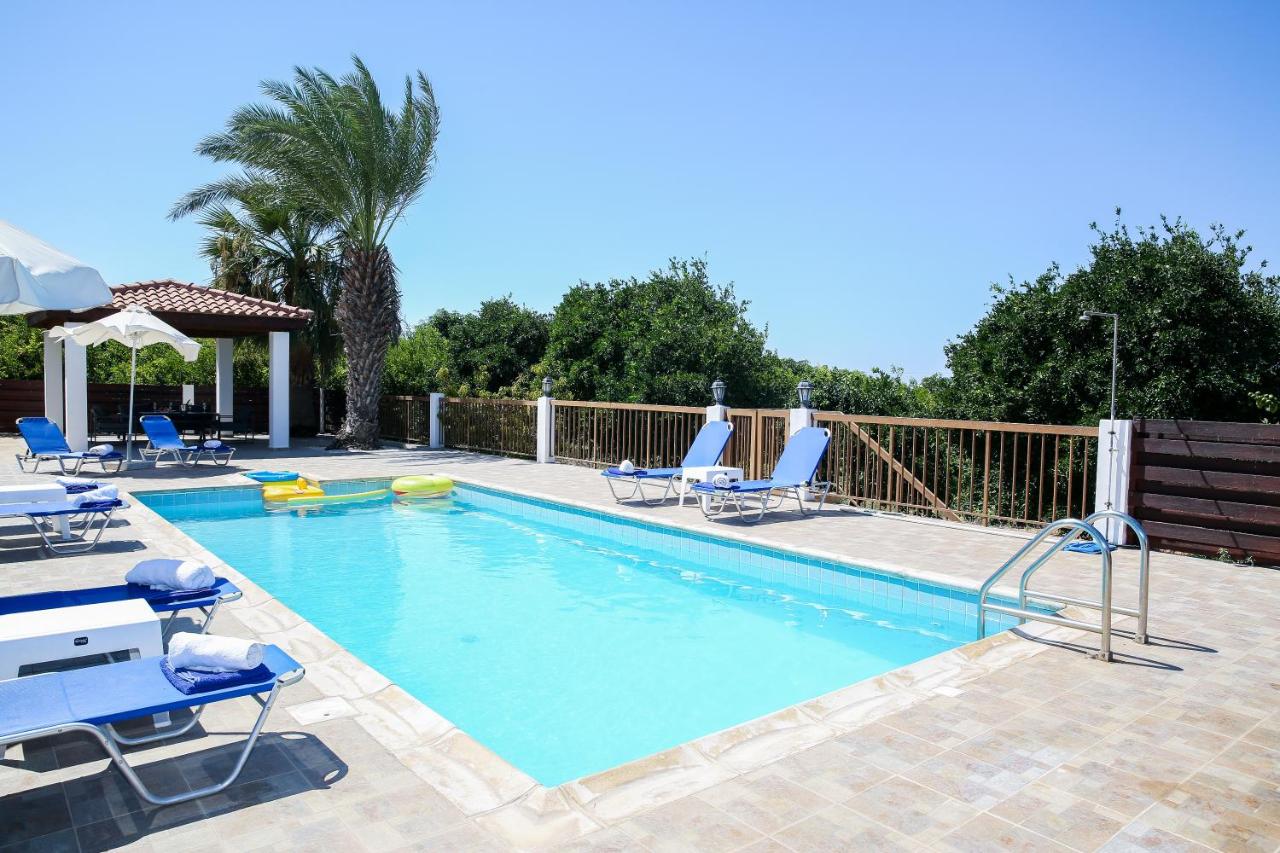 VILLA LAMBRIANA - Ferienwohnung Pégeia