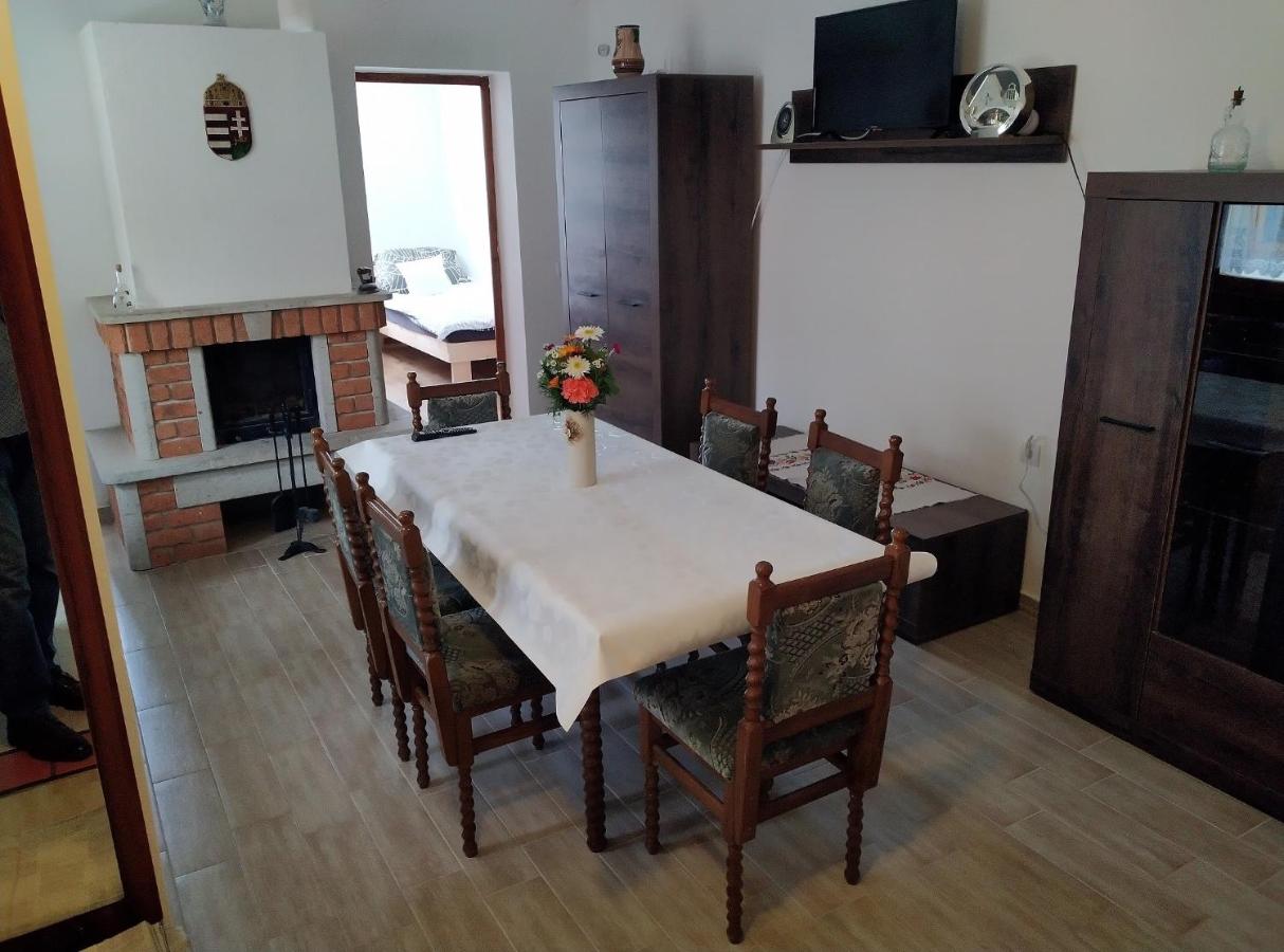 Tornácos Vendégház - B&B Eger