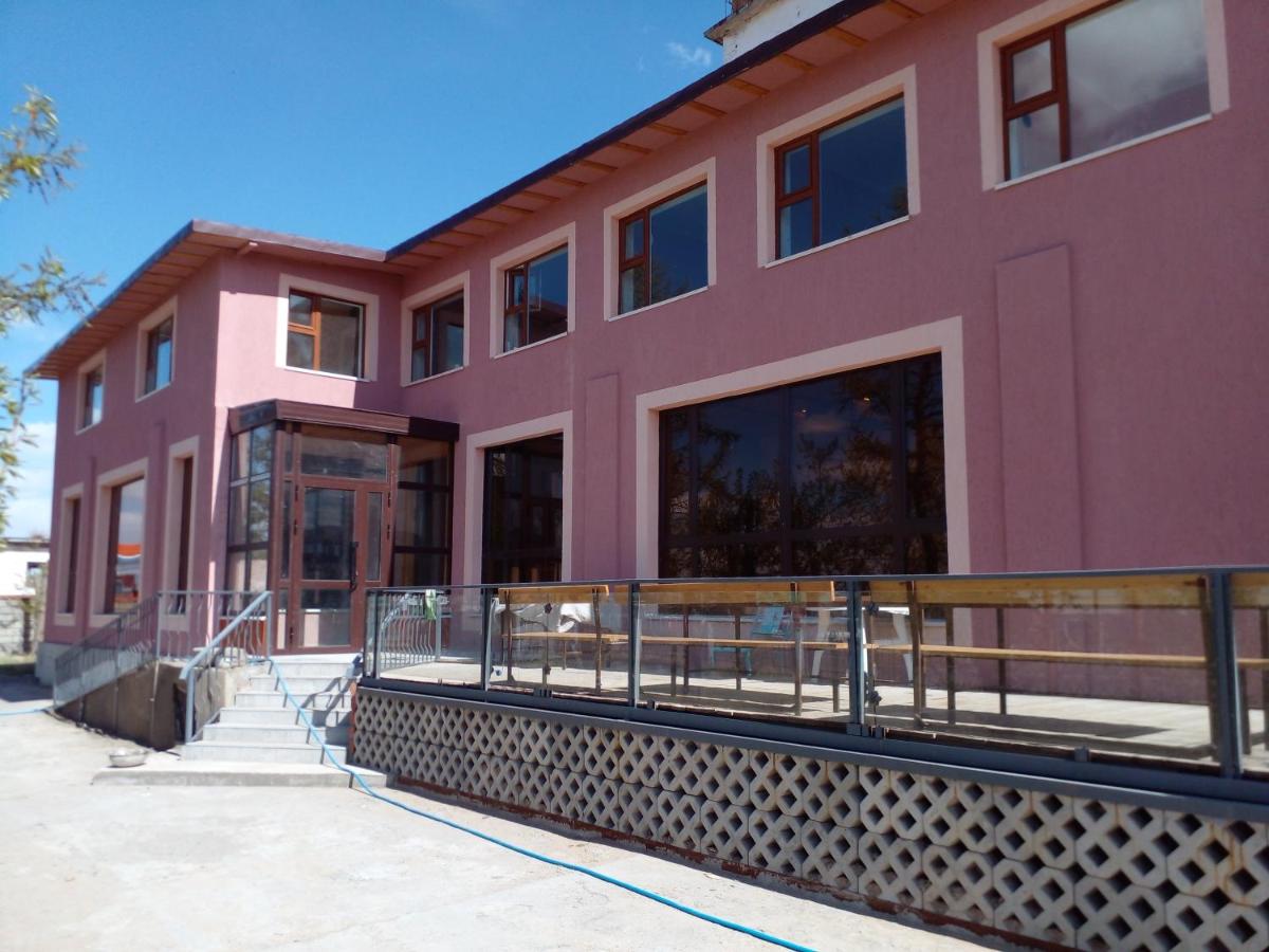 Kharkhorin hostel