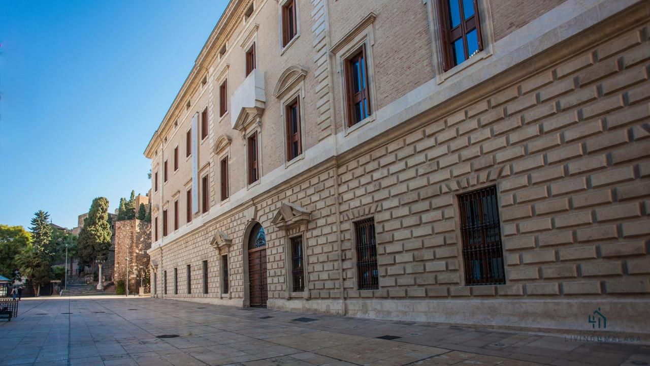 Living4Malaga Aduana Presidential - B&B Málaga
