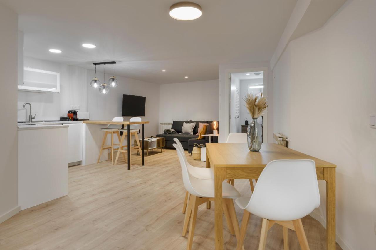 Alojamiento Maite Jaca - Bed and Breakfast