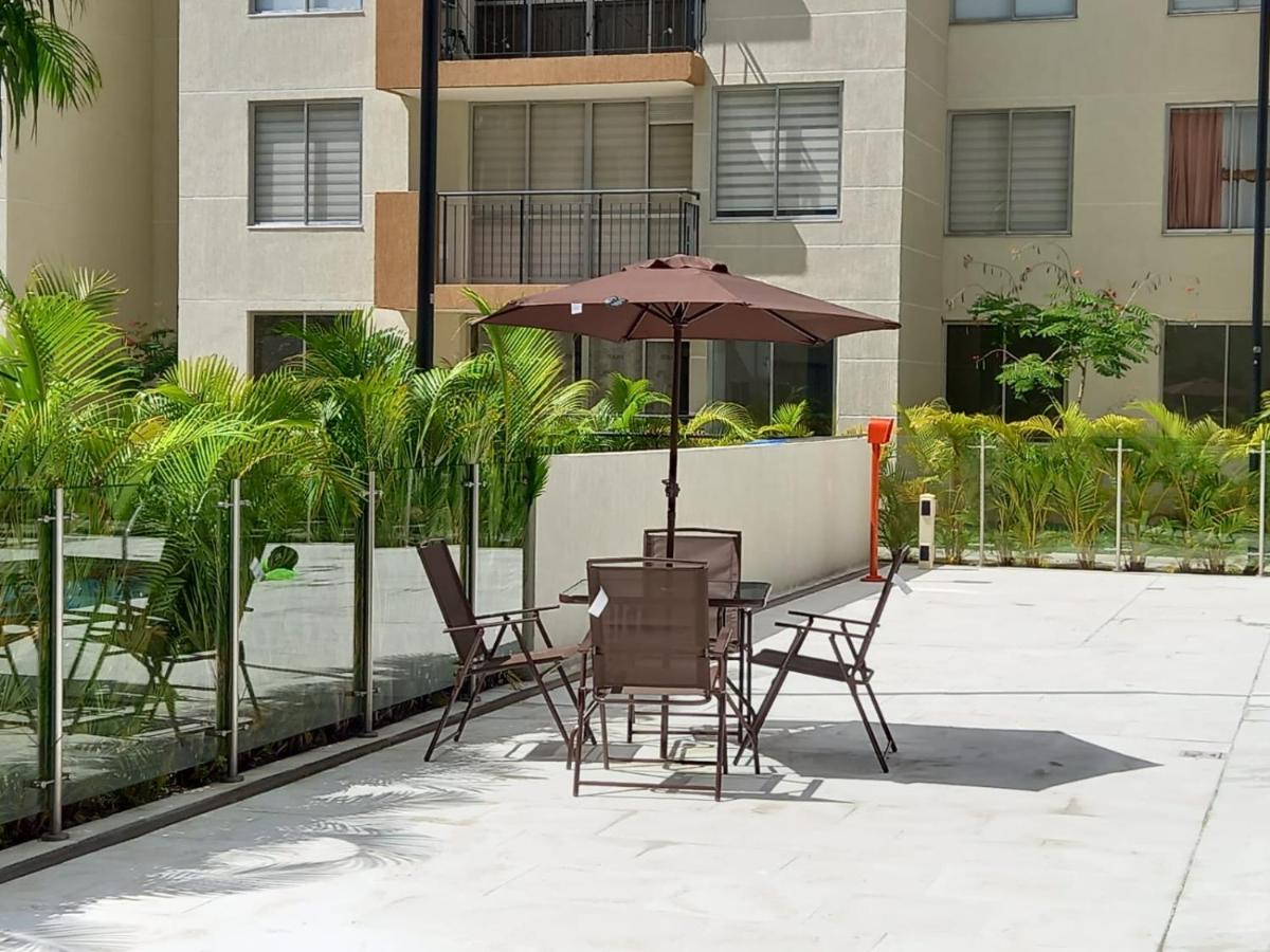 Apartamento en conjunto hacienda Peñaliza Limonar - Ferienwohnung