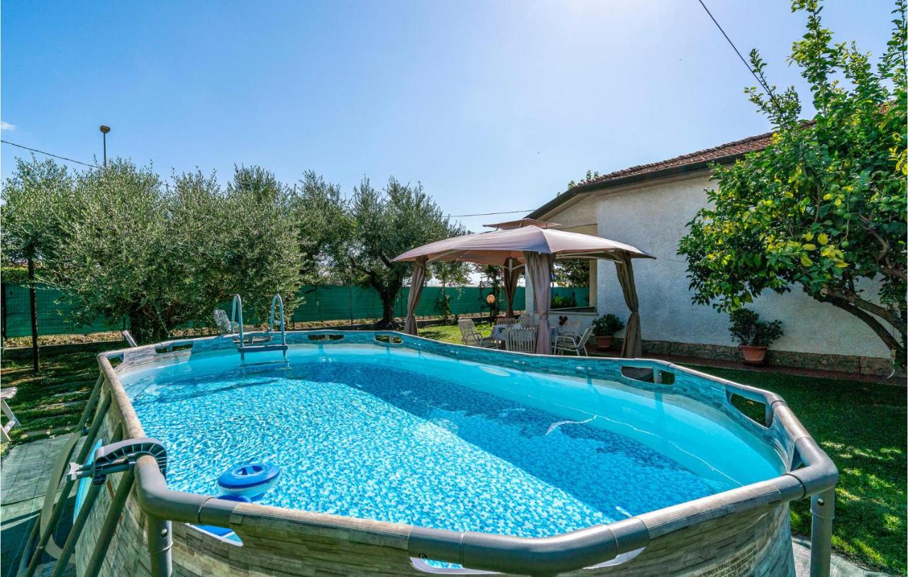 B&B Capezzano Pianore - Nice Home In Capezzano Pianore With Wifi And 3 Bedrooms - Bed and Breakfast Capezzano Pianore