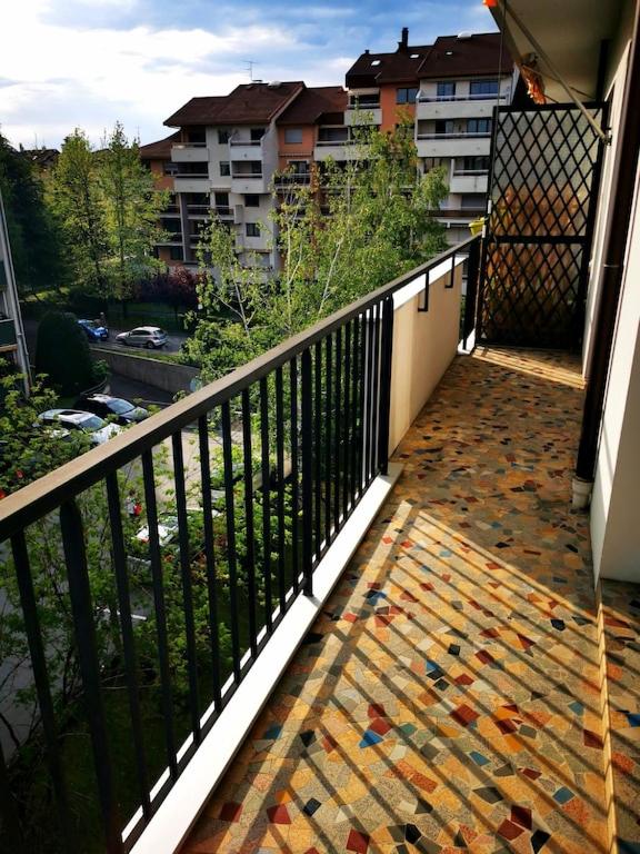 Beau T1 Spacieux, Proche Centre et lac - B&B