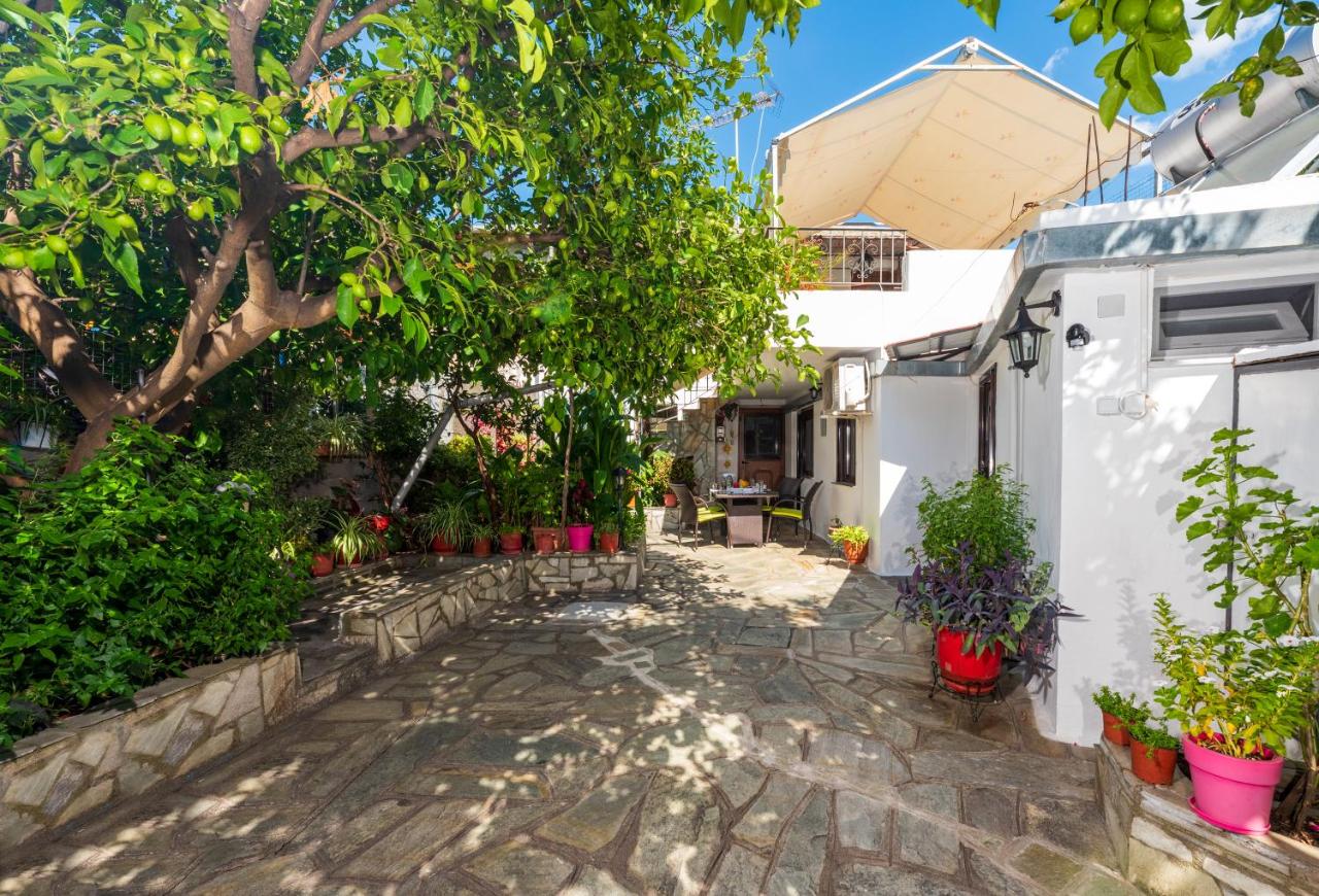 Appartamento con Vista Giardino