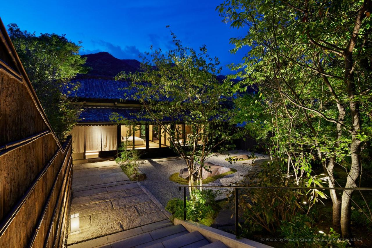Suite with Mountain View