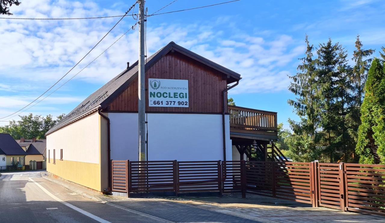 Noclegi Pod Modrzewiem - B&B