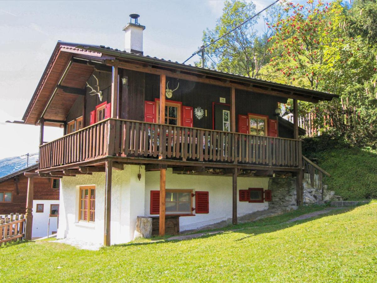 B&B Schmirn - Chalet Chalet Antritt by Interhome - Bed and Breakfast Schmirn