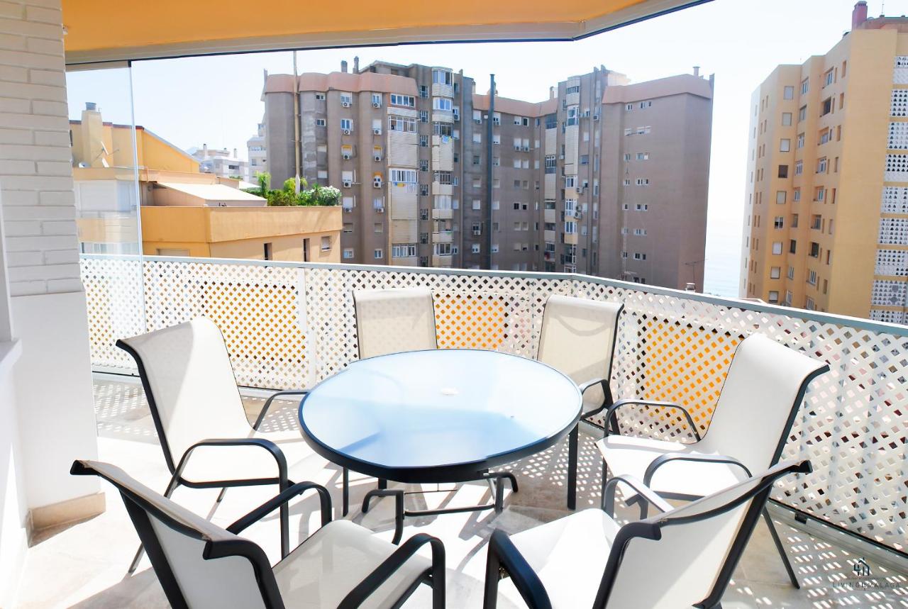 Living4Malaga Reding Superior Apartment - B&B Málaga