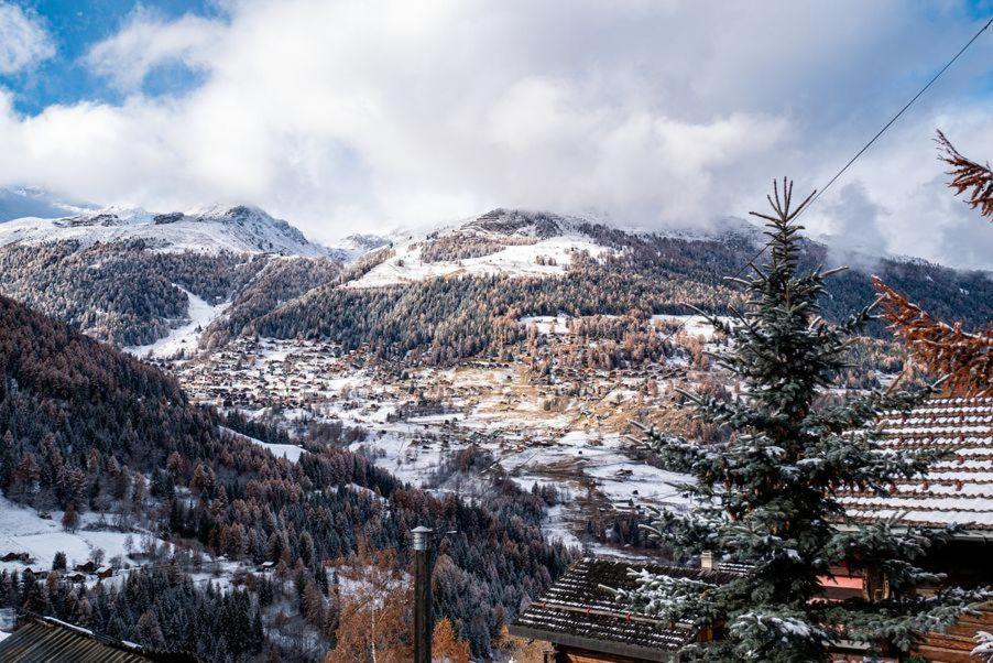 Chalet Bella Vouarda. Cosy traditional alpine stay - Bed and Breakfast