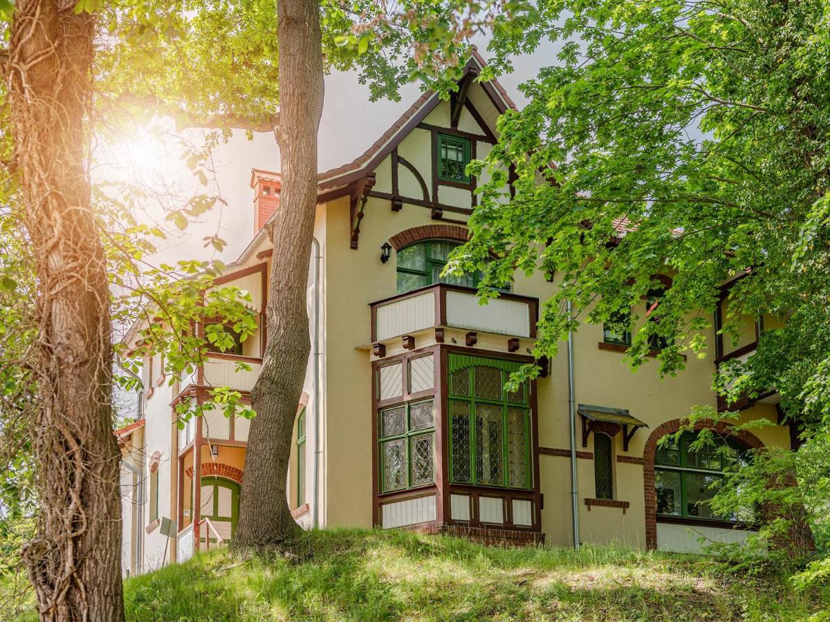 Villa Grenzschlösschen 06 - B&B Ahlbeck