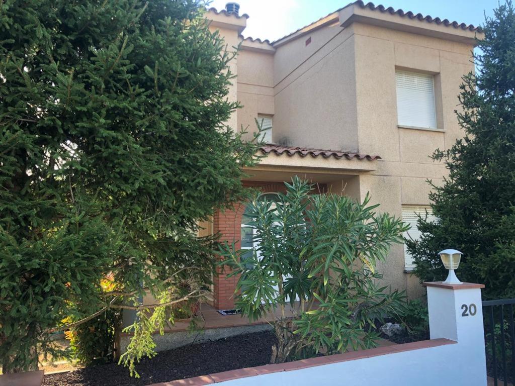 Casa Veuràs Girona - Montilivi - Bed and Breakfast