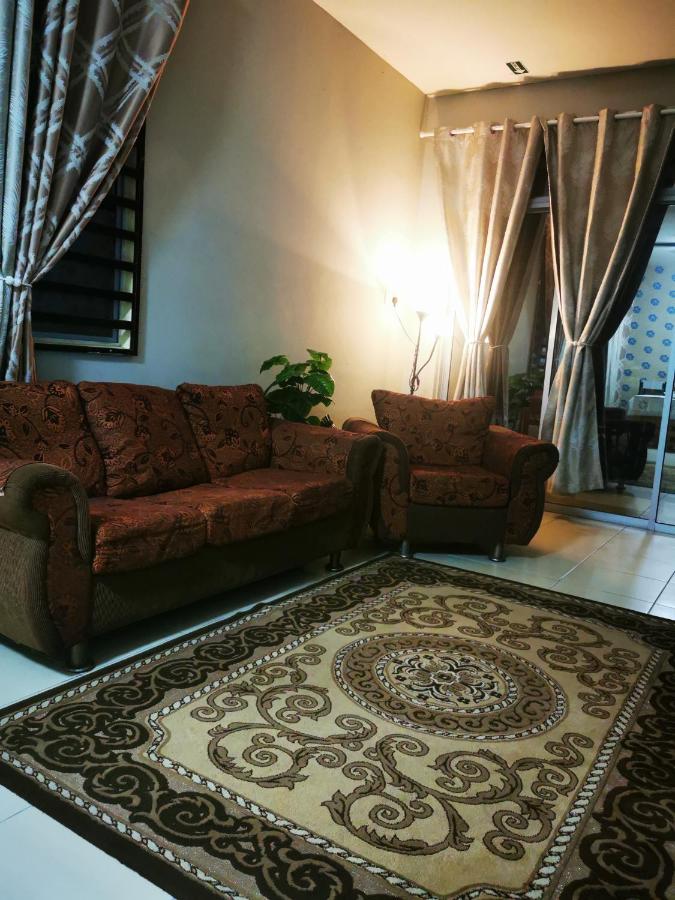 BR Guesthouse Kuantan - B&B