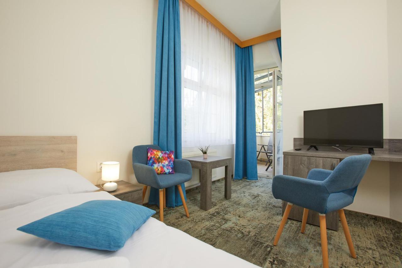 Zweibettzimmer