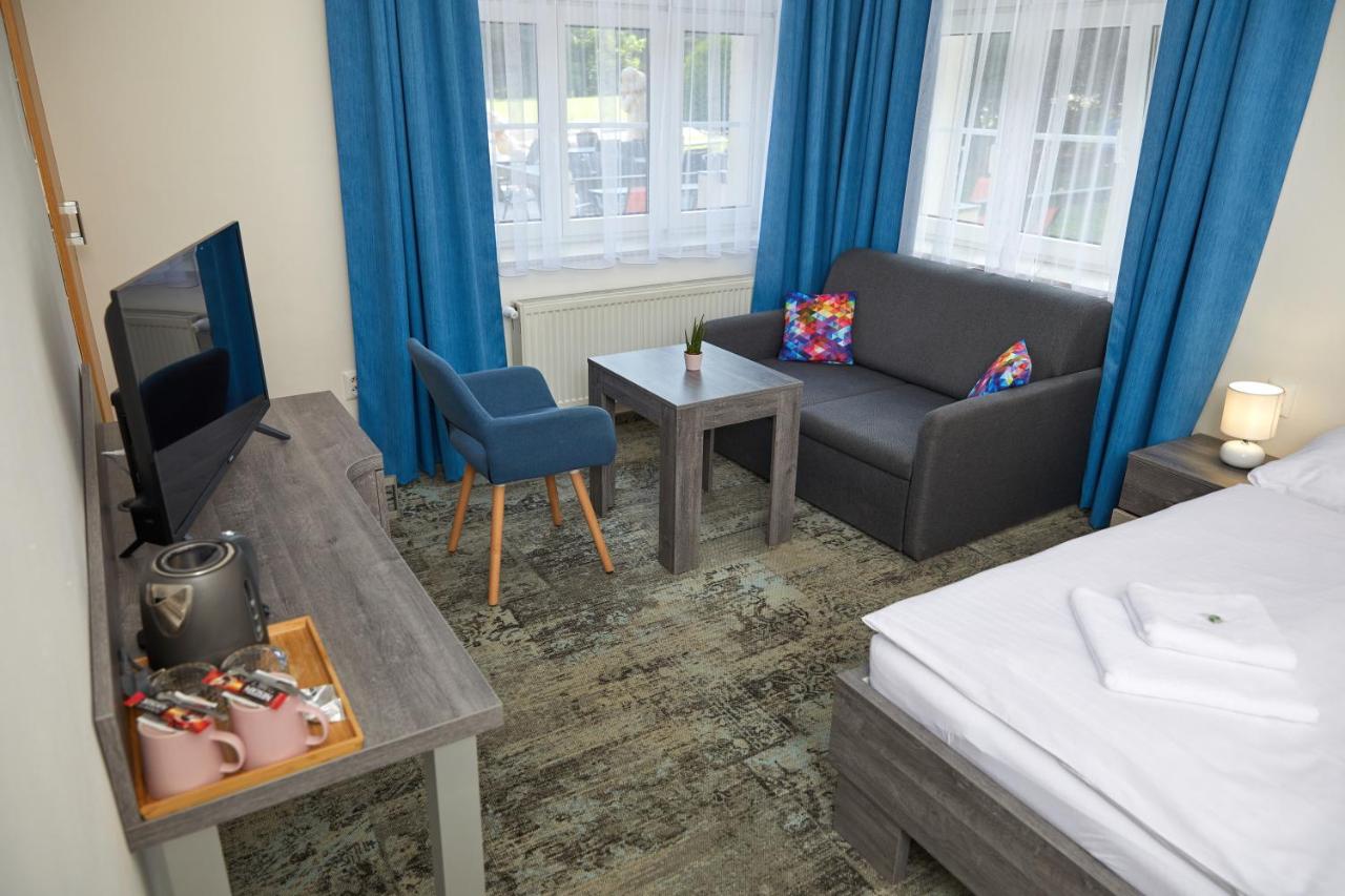 Deluxe Double Room with Extra Bed