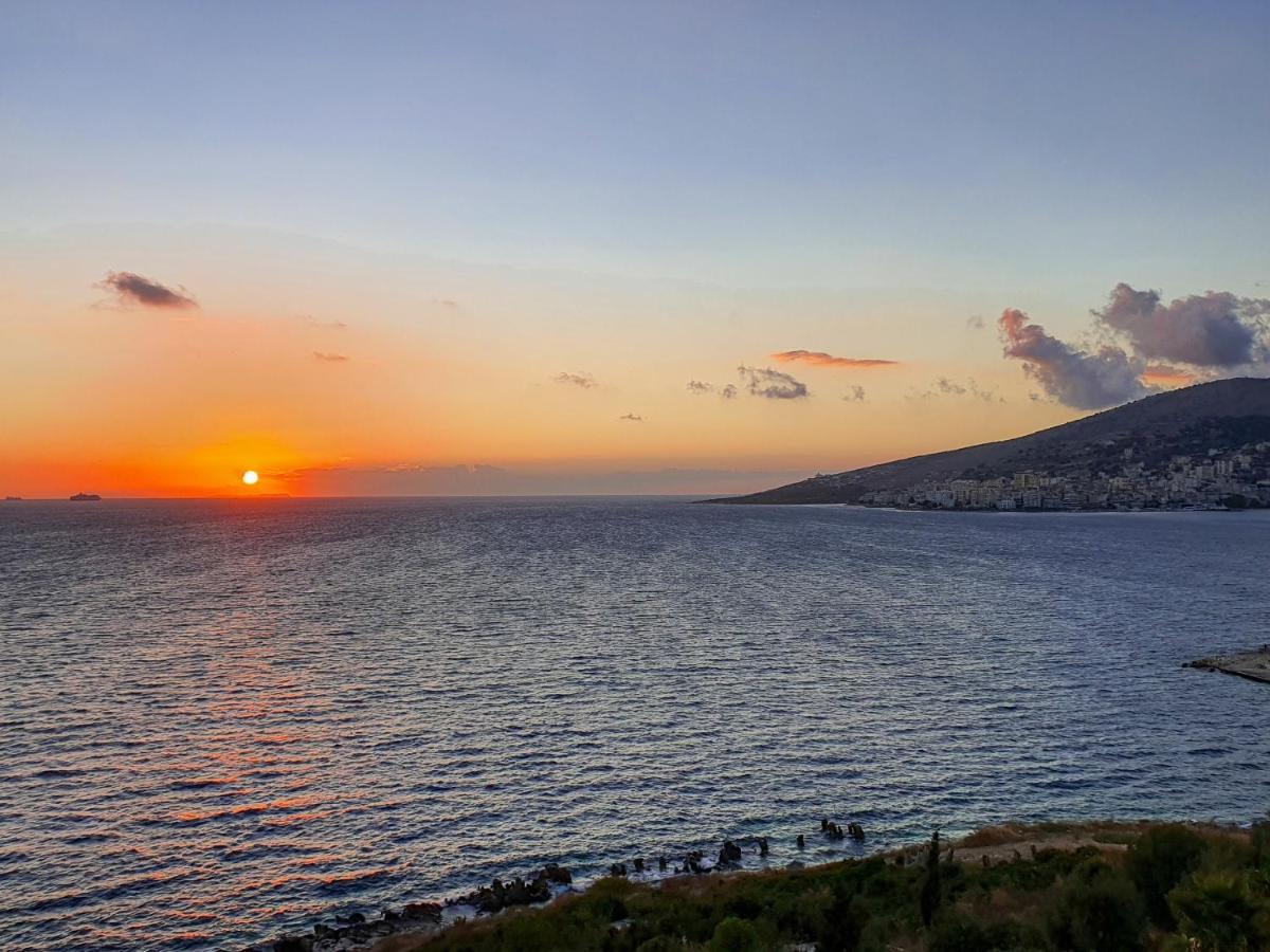 LOOKOUT Apartments - Bed and Breakfast Sarandë