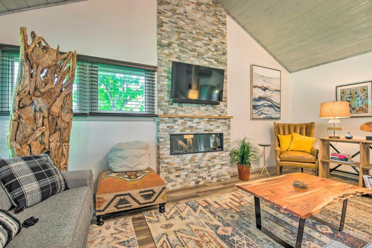 Cortland Abode 1 Mi to Greek Peak Mountain Resort - B&B