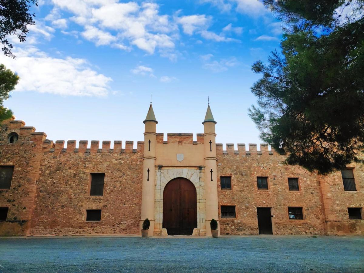 MASÍA de SAN JUAN CASA NÚMERO 1 en Castillo con piscina y Aire Acondicionado - Chambres d’hôtes Segorbe