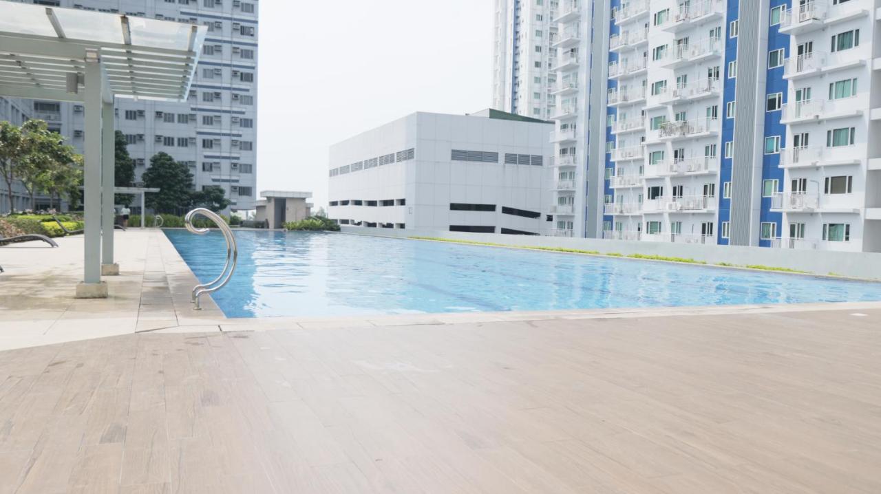 Fern at Grass Residences - B&B Manila