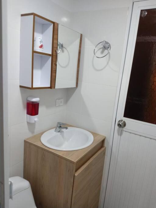 Casa con 4 camere da letto