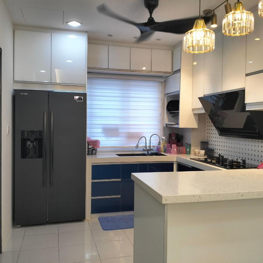 Townhouse, Kita Bayu, Cybersouth - Bed and Breakfast