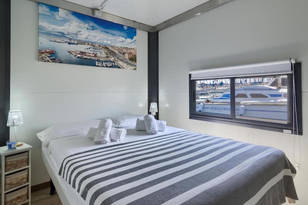B&B Cagliari - Houseboat Sardinia Suite - Bed and Breakfast Cagliari